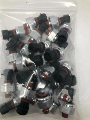 #ad Freightliner 12 26774 002 Pressure Transducer Low Air Pressure 5 Volts Qty. 25 $157.89