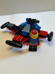 Retired LEGO Space 6835: Saucer Scout, 100% complete with manual!