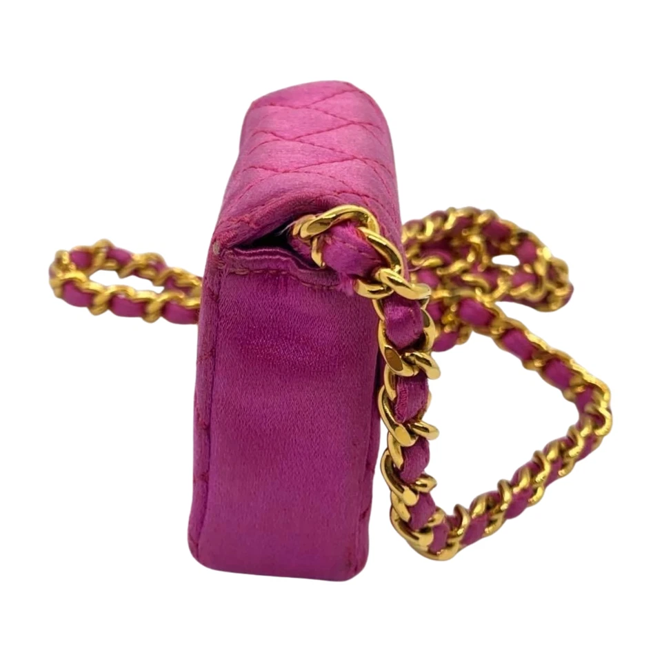 Bolso Bandolera CHANEL Matelasse Coco Mark Mini Cadena Rosa Rojo Satinado Usado Foto 4 de 4