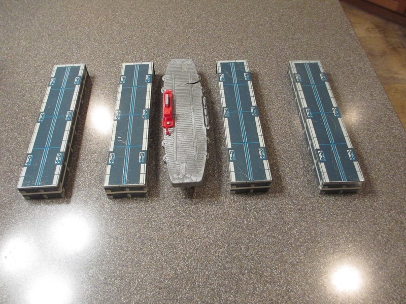 FOUR VINTAGE T. COHN SUPERIOR NAVAL BASE PLAYSET DOCKS & AIRCRAFT CARRIER