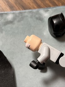 Lego Batman Minifigure bat001 Light Grey Suit 2006 Sets 7779 7780 7782