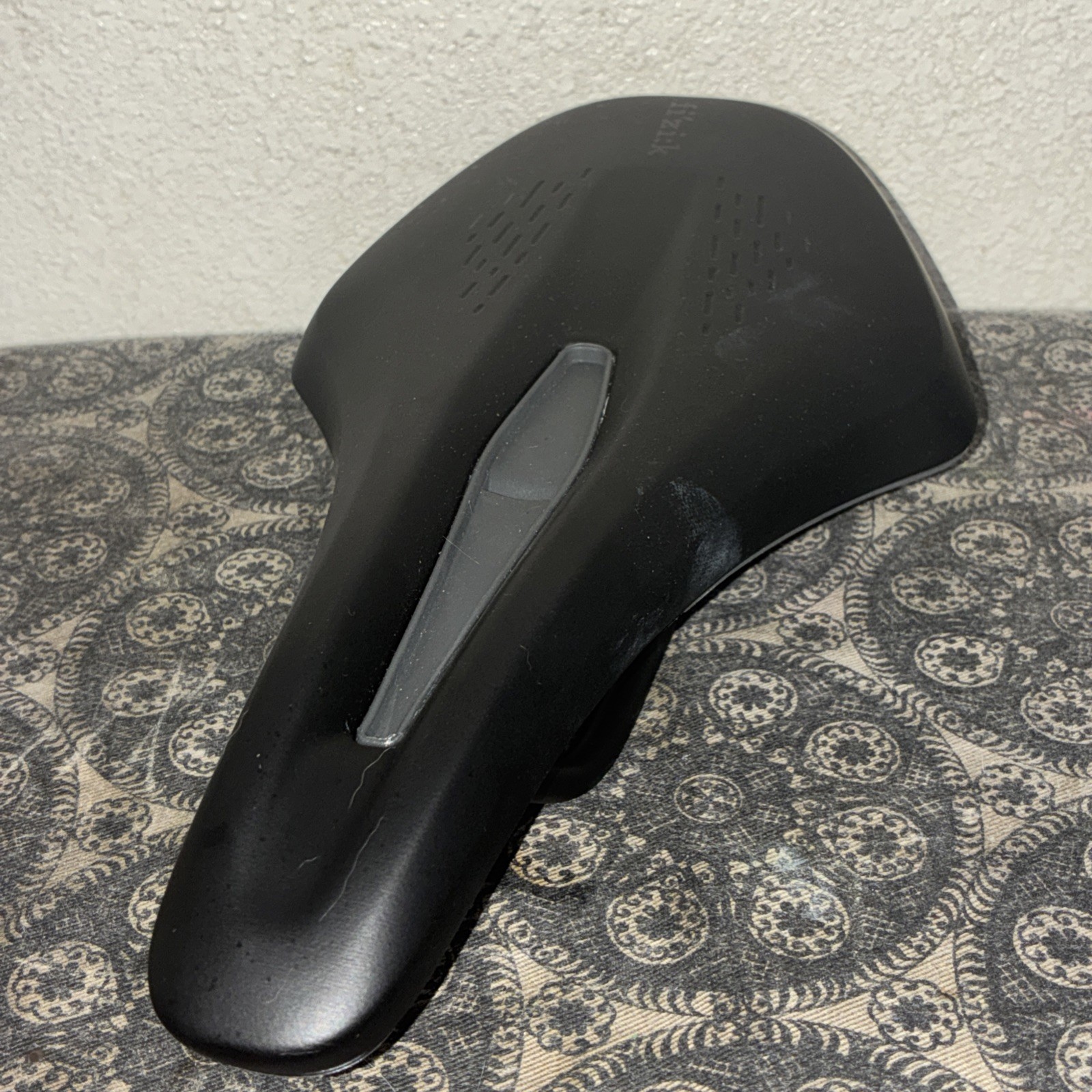 Fizik Terra Argo Saddle - Kium, 150mm, Black