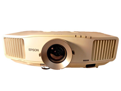 Epson PowerLite Pro G5650W LCD Projektor für Ersatzteile PLS LESEN -