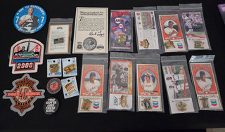 San Francisco Giants Lot of 1980s 90s Memorabilia Pins and Patches