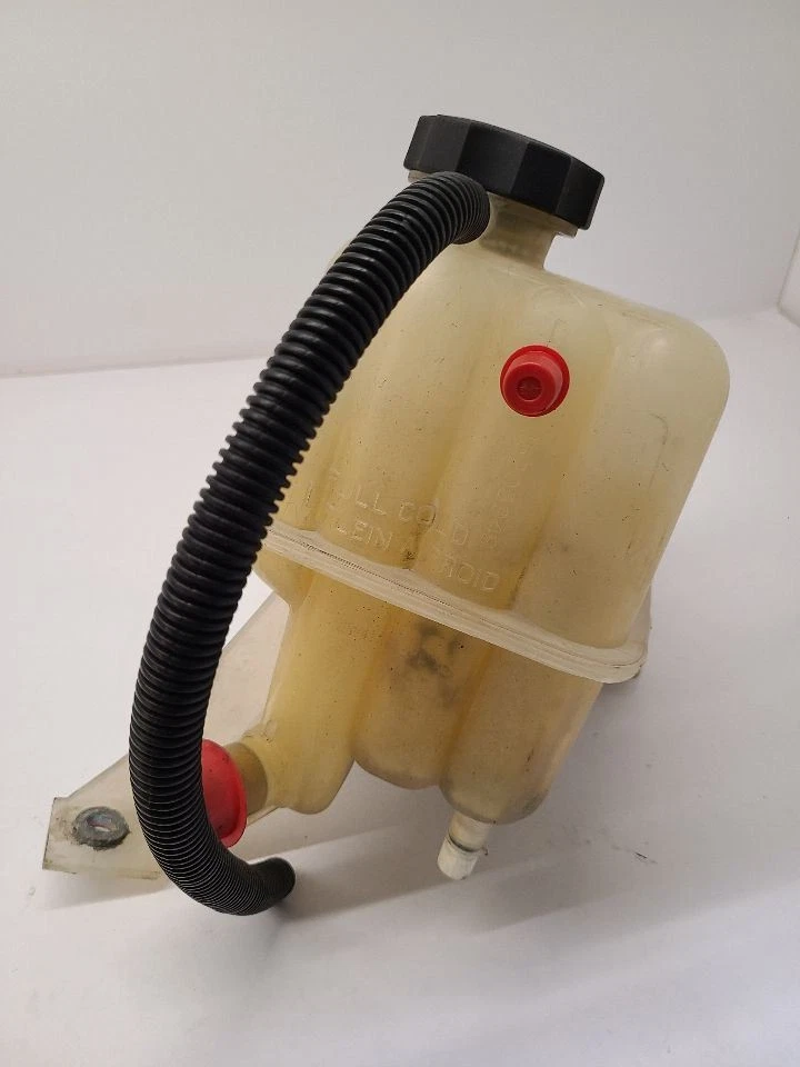 1999-2007 GMC SIERRA 2500 PICKUP Coolant Reservoir Classic Style 15808716 Foto 3 de 4