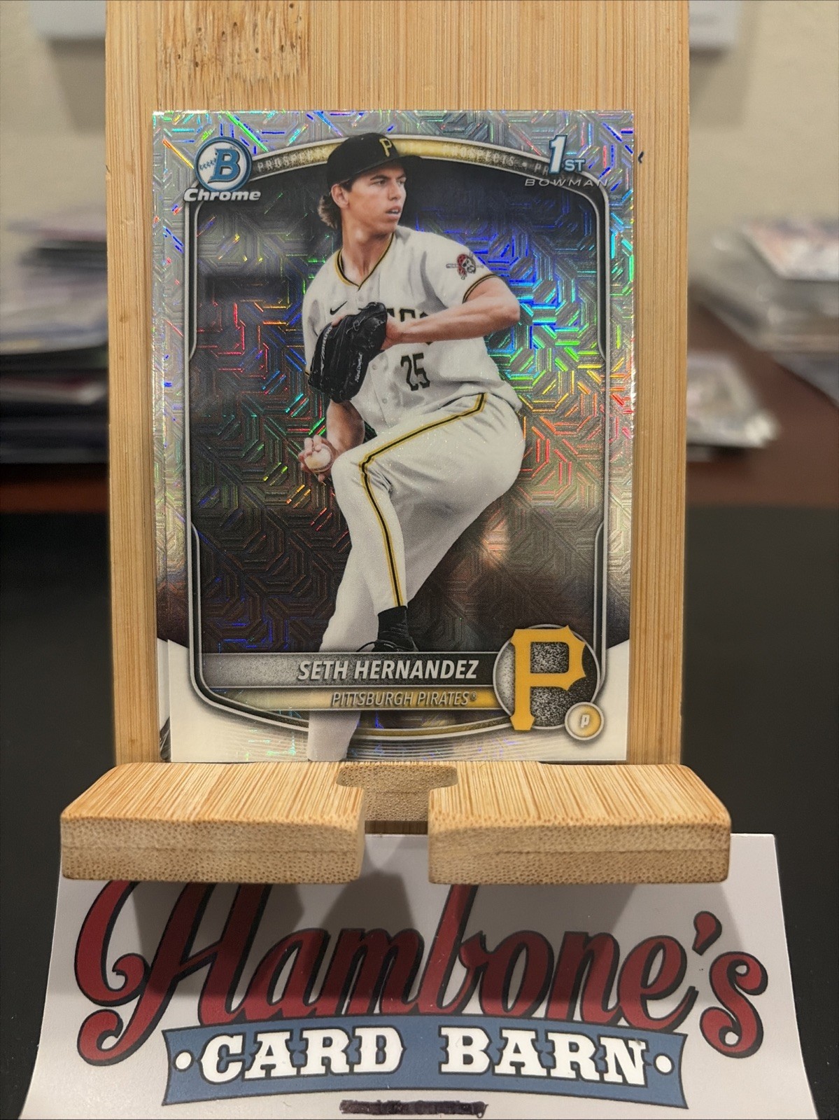 2025 1st Bowman Draft Chrome Mega Mojo Refractor Seth Hernandez Pirates