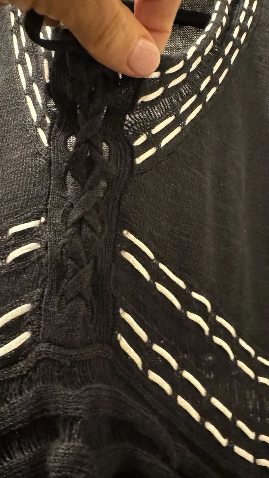 Vestido Nanette Lepore Talla S Tejido Blanco y Negro Manga 3/4 Ajuste Acampanado Foto 3 de 4