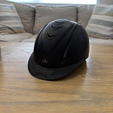 Ovation Equestrian Horse Helmet Deluxe Schooler Lightweight Low Profile Blk M/L