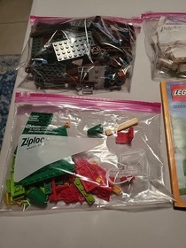 LEGO CREATOR: Modular Modern Home 31068 Missing Parts Of The Figures