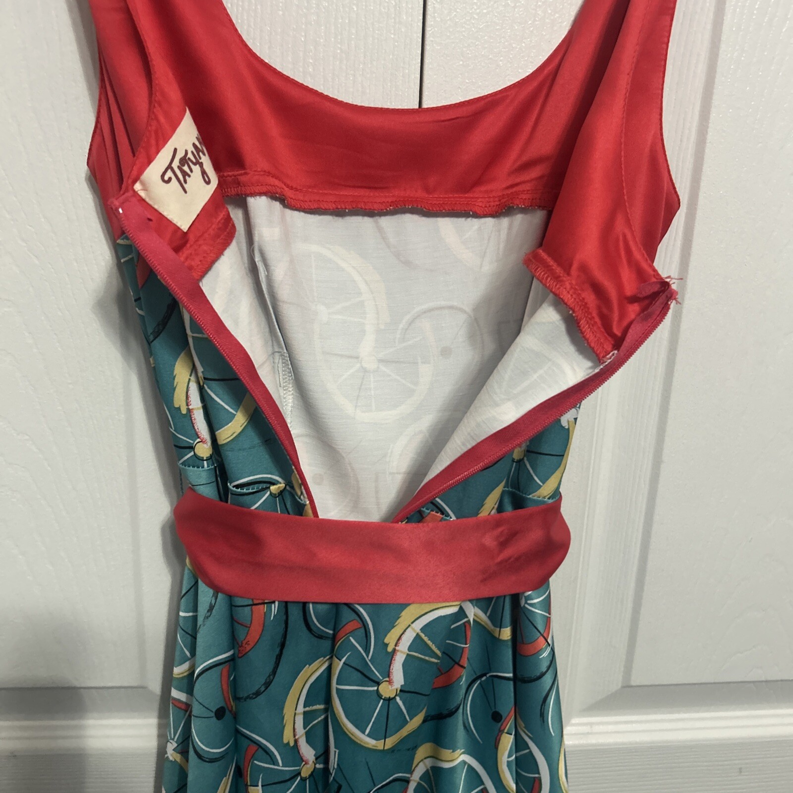 Picture 4 of 5