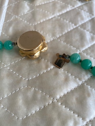 Barbara Reed Creations Pseudo Jade Hand Knotted Necklace - Picture 12 of 14