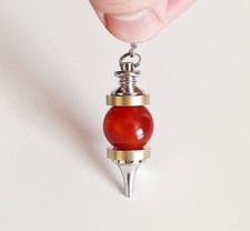 *° PENDULE MICRO VIBRATOIRE CORNALINE  2 PLATEAUX 20 gr  ESOTERISME RADIESTHESIE