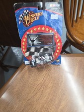 WINNER' S CIRCLE NASCAR DALE EARNHARDT DIECAST CAR