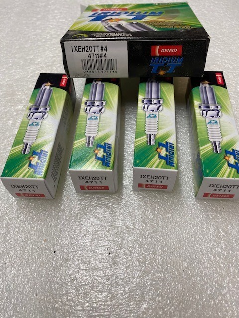 Denso Iridium TT 4711 IXEH20TT Spark Plugs New Set of 4 Nissan Toyota Mazda