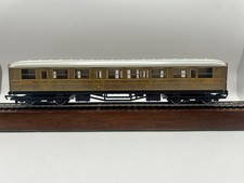 OO Hornby R477 LNER Teak 1st & 3rd Class Coach #22357 - (NICE)