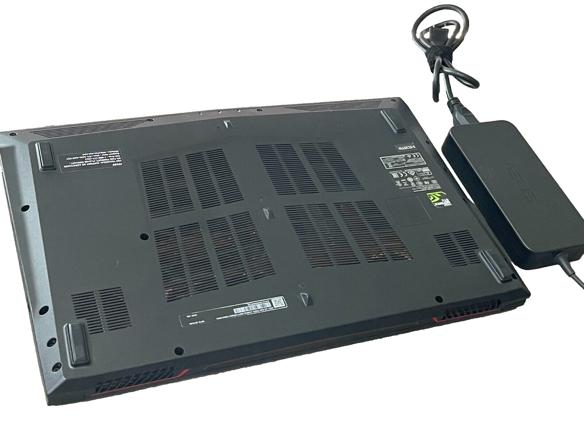 MSI GL63VR Intel i7-7700HQ Quad-Core 2.8GHz 32GB DDR4 512 SSD GTX