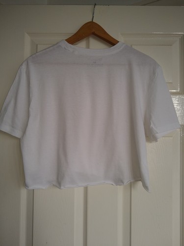 Womens White Cropped T-Shirt Size Medium