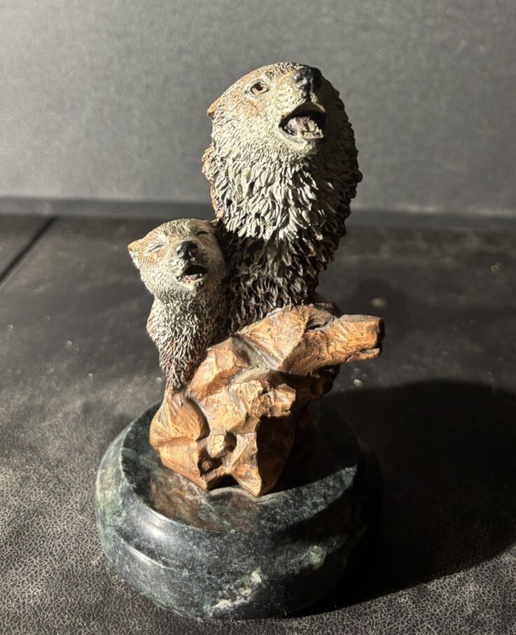 Kitty Cantrell Legends Wolf Wolves Wild Music Art Bust Figurine Sculpture