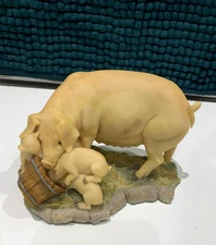Aynsley MasterCraft Hand Painted Pig and Piglets Ornament Figurine 14x9 cm