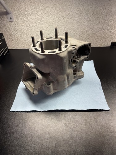 1999 97-99 CR250R CR250 OEM Engine Top End Cylinder Head Jug Barrel Pot Bore