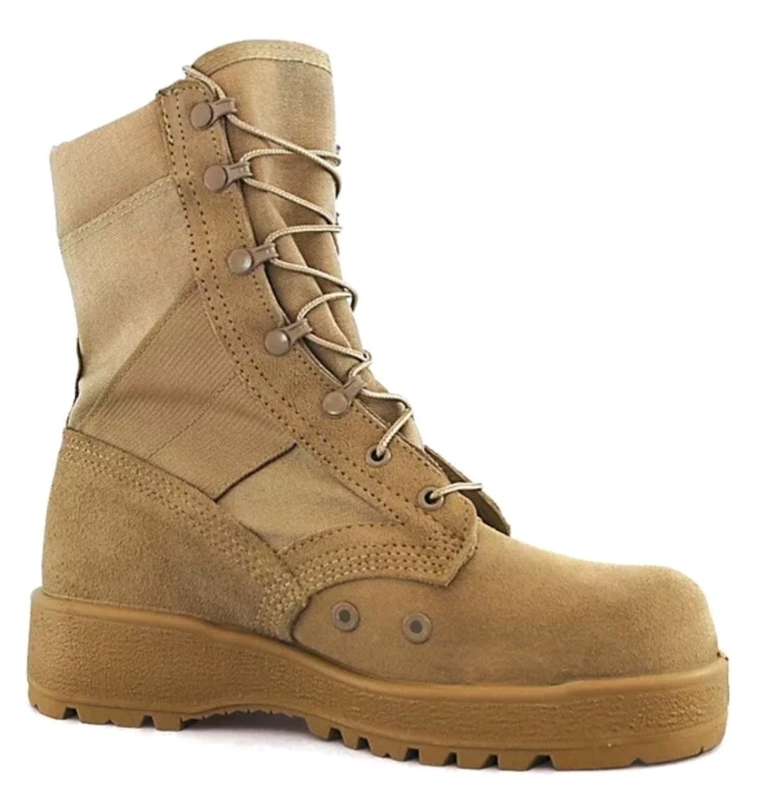 US Military Wellco Hot Weather Combat Boots Vibram Sole Dese