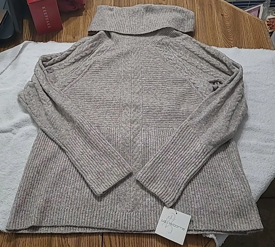 Liz Claiborne Women's Large Beige Turtle Neck Sweater Knit Long Sleeve Pullover - Image 3 of 4