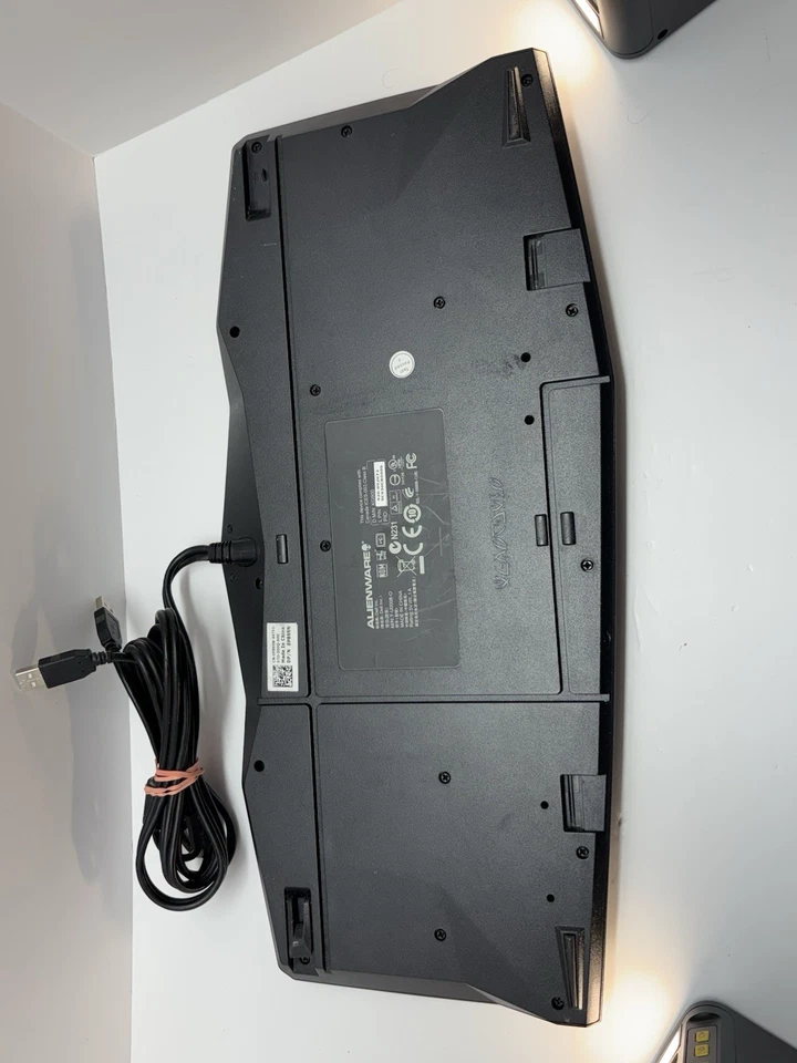 Dell AlienWARE Multimedia Black Ergonomic USB Keyboard KG900 Y-U0008-O VR4FN OEM - Image 4 of 4