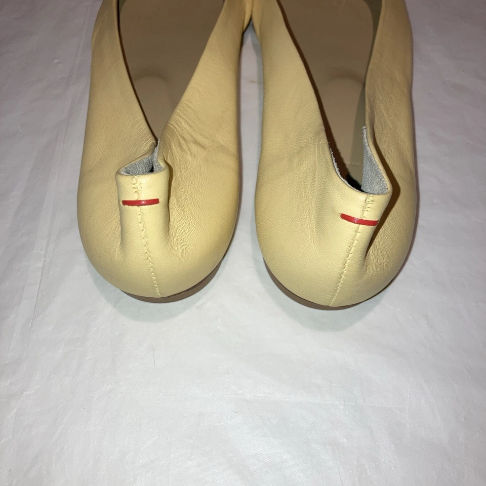 Zapatos planos de ballet de cuero y piel de serpiente Aeyde 37EU/US 6,5 amarillo mantequilla nuevos sin caja Foto 4 de 4