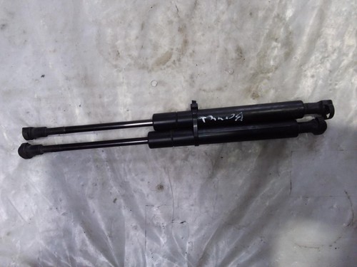 BMW 3 SERIES BONNET HINGE/STRUT STRUTS (PAIR), E46, 03/99-07/06 99 00 01 02 03 0