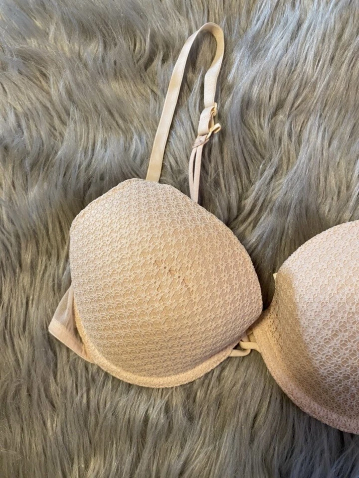 Sujetador Camiseta Xhilaration Mujer Talla 34C Rosa Encaje Fino Acolchado Con Aros Foto 3 de 4