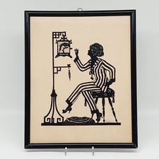 Alter Scherenschnitt gerahmt 31,5 cm x 25,5 cm antik Frau mit Vogelkäfig