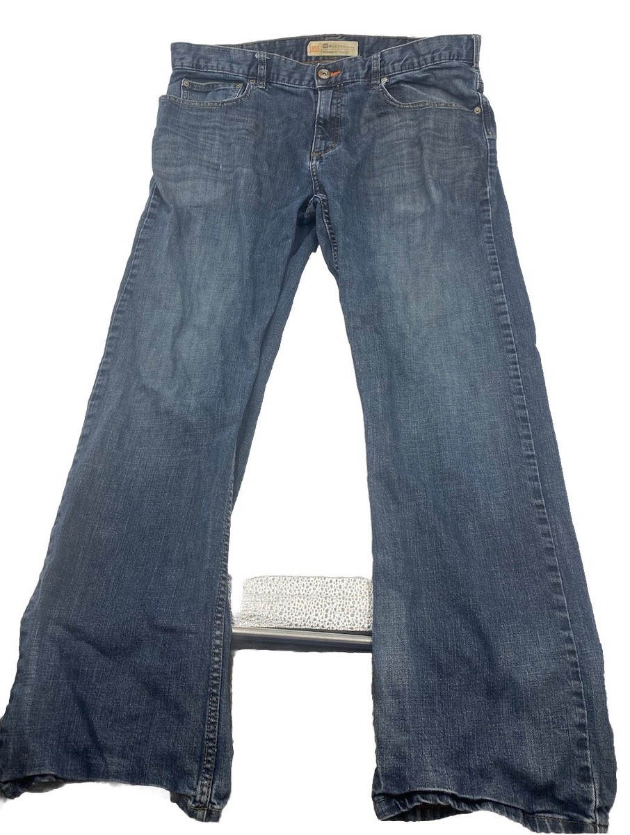 Lee Men's Modern Series Straight Fit Jean - Classic Denim With Stretch For Everyday Comfort