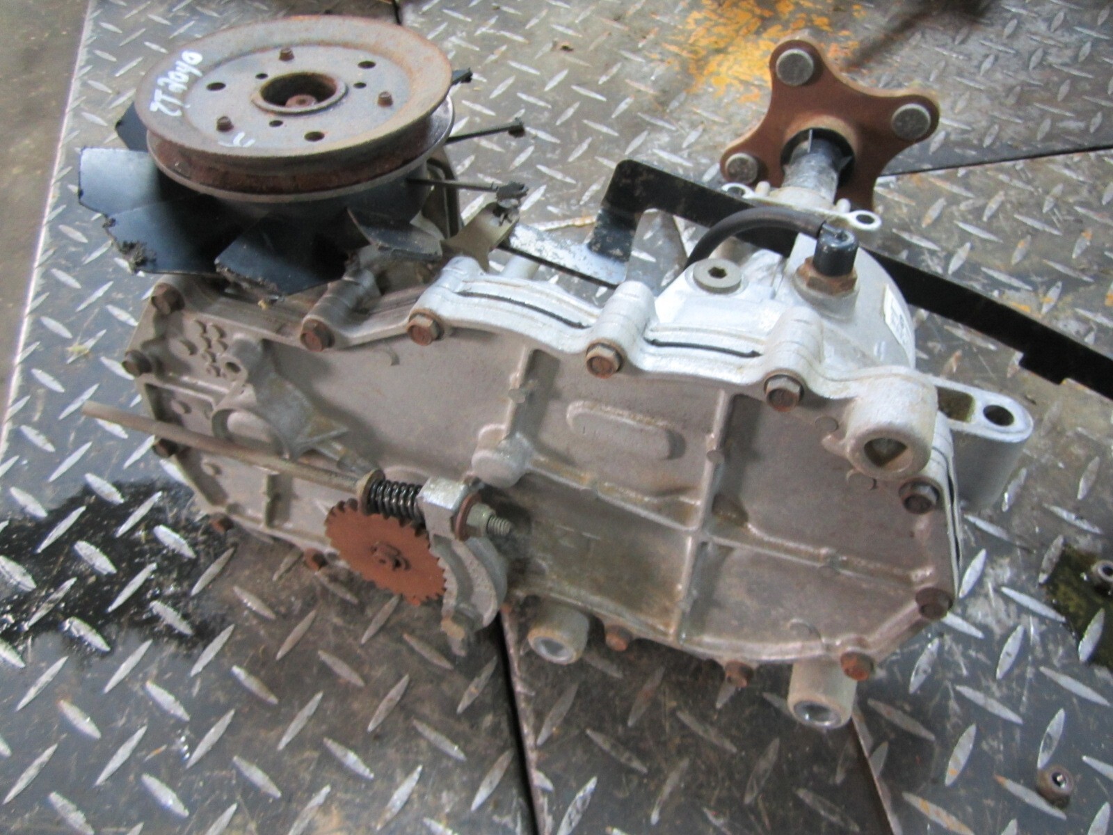 Hydrogear ZCAHBB3D7B1LPX RIGHT Transaxle Transmission Gravely ZT