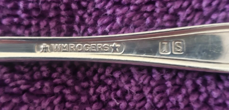 Vintage WM Rogers Silver Plated Assorted Flatware Royal Manor Pattern - Image 3 of 3