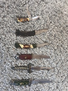 13 pc mix Lot Pocketknives & Fixed Blade Knives w/ Display Case, Stainless Steel