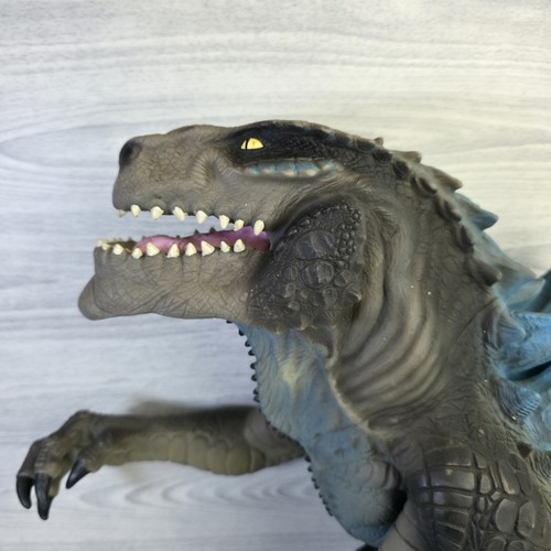 Vintage Godzilla Figure Puppet 1998 Toho Blue Full Body Rubber Hand 90s Toy - Picture 3 of 17