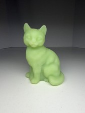 Vintage Fenton Green Uranium Custard Glass Cat Figurine