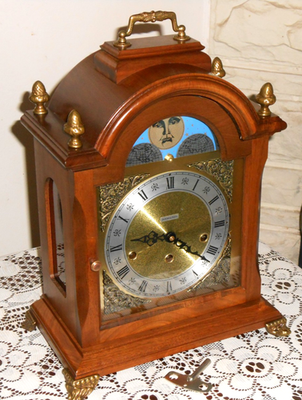 FRANZ HERMLE Mantel Clock W/MOONPHASE TRIPLE CHIME 8-DAY 1050-020