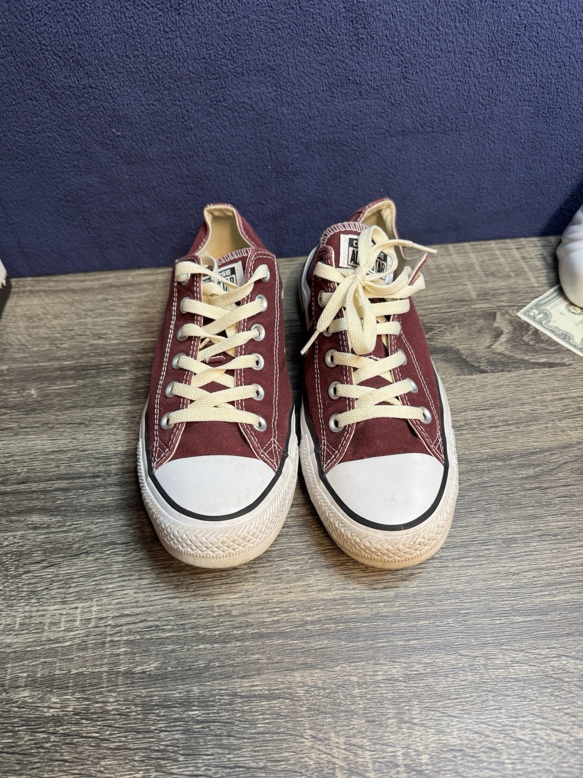 Converse All Star Low Top Sneakers Burgundy | Unisex | Men’s 8 / Women’s 10