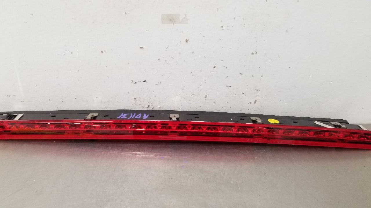 11 AUDI R8 COUPE HIGH MOUNTED STOP LAMP THIRD BRAKE LIGHT 420945097