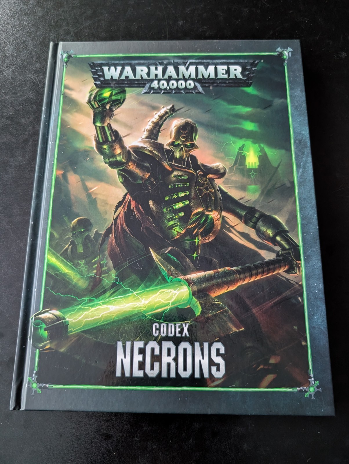 Warhammer 40k Codex Necrons 8th Edition Hardback Book Games Workshop