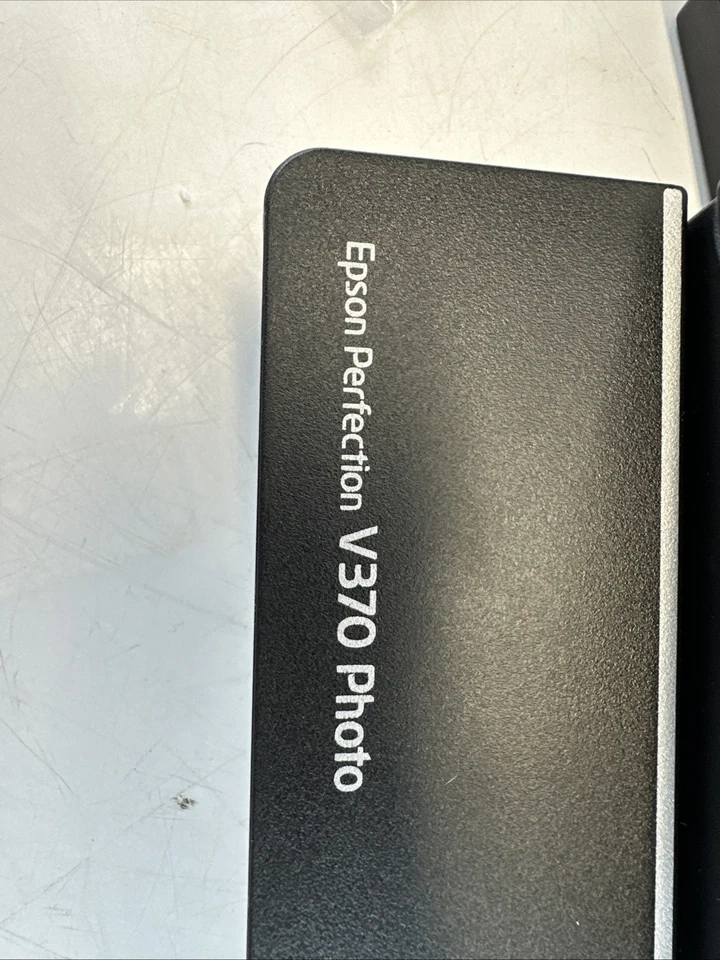 Epson Perfection V370 Photo, Slide & Film Scanner New In Box - Image 4 of 4