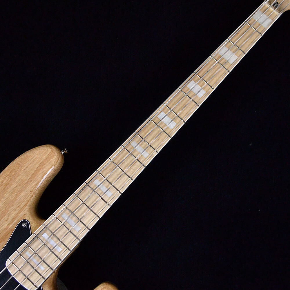 Fender Made in Japan Traditional 70s Jazz Bass Natural with gig bag