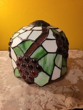 Vintage Tiffany-Style Stained Glass Lamp Shade with A Grape Vine Design. 7x7.