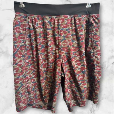Lululemon The Assert Shorts Mens Large Red Black Urban Leopard 11'' Athletic