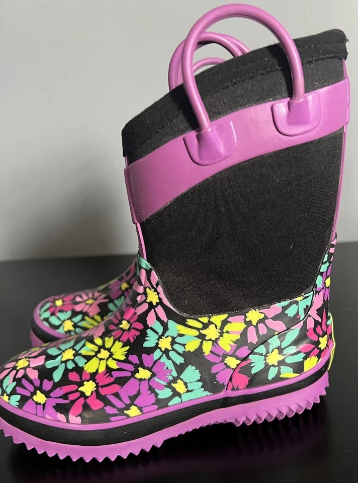 Kids Boots Western Chief  Neoprene Daisy Shower  Size 11/12 - Image 3 of 4