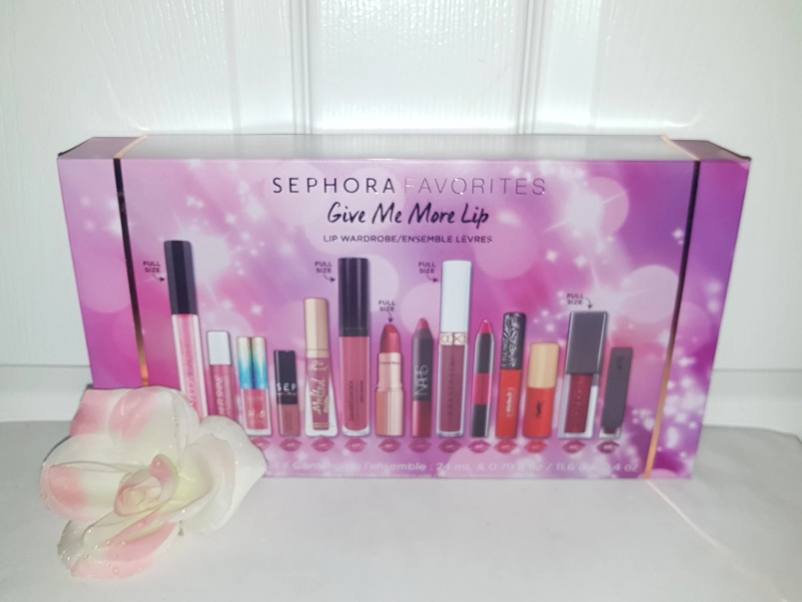 Sephora Favorites Give Me More Lip Lipstick Wardrobe 14pc Holiday Gift Set
Opens in a new window or