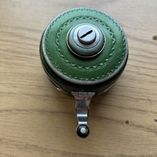 VINTAGE SHAKESPEARE SILENT TRU - ART  NO. 1835 FLY REEL MODEL GB