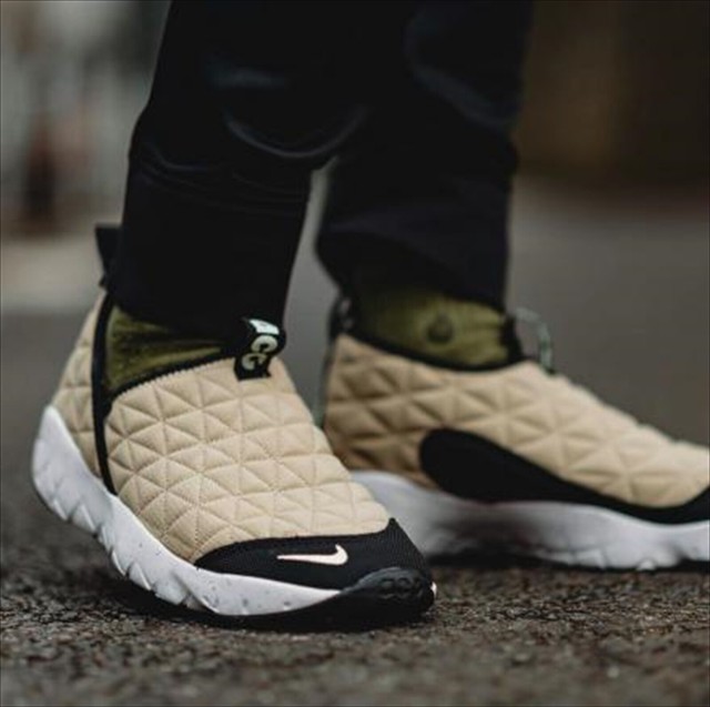 Size 9 Nike Air Acg Moc 3 0 Tan For Sale Online Ebay
