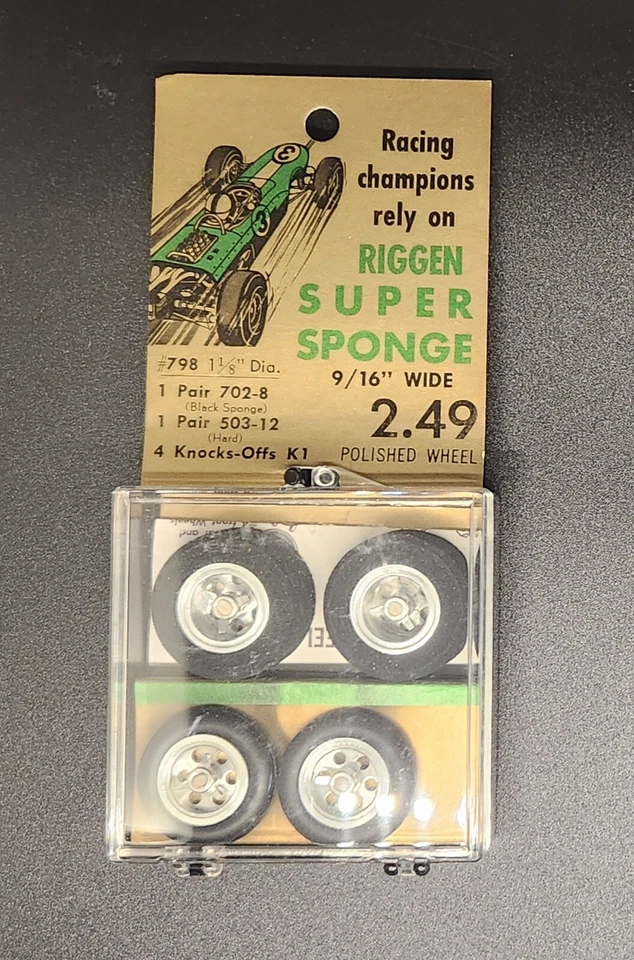 Juego Riggen de neumáticos negros y llantas pulidas para coche ranurados de la década de 1960 1/24 #798 6 agujeros RARO Foto 3 de 4